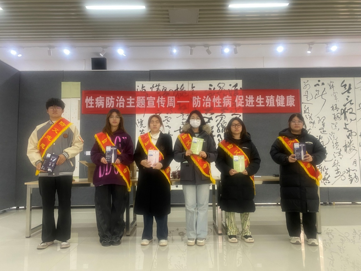 1765265386338872.png 图片1.png